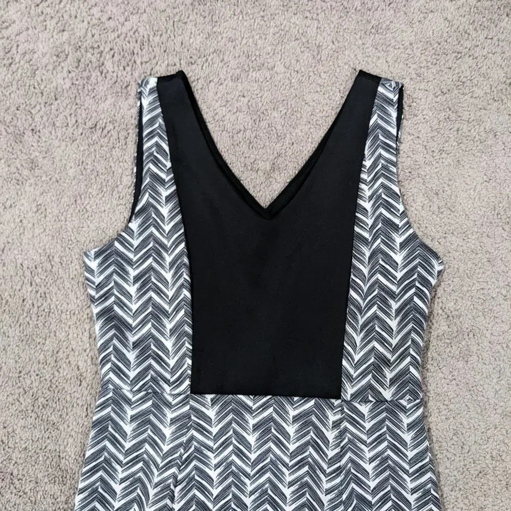 Metaphor dress Sleeveless black and white chevron size Medium - Picture 3 of 10